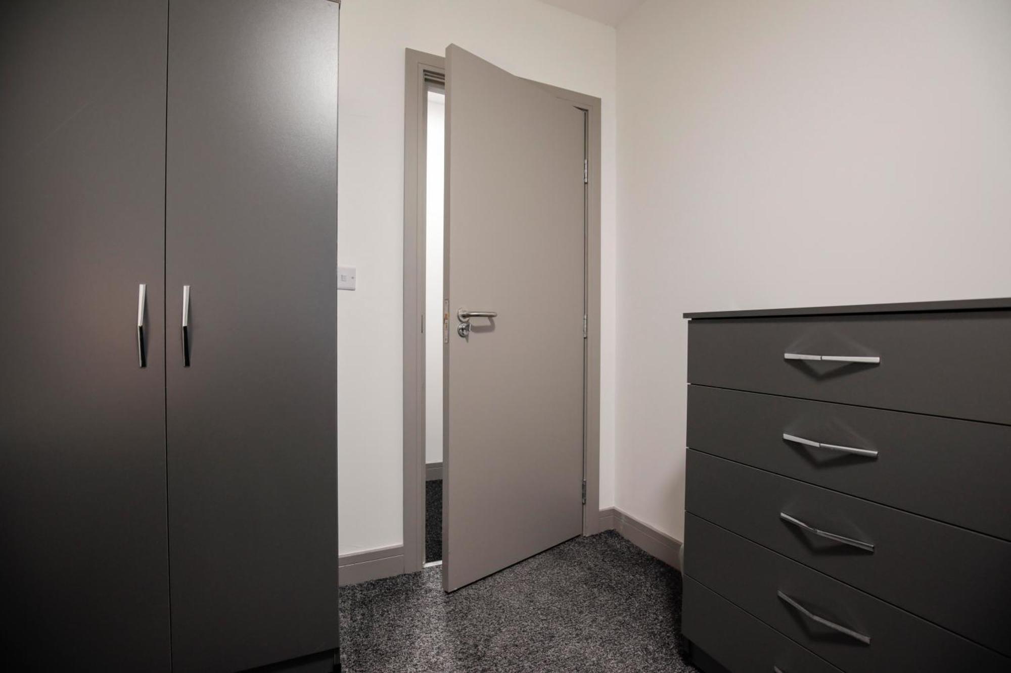 Bartlam Place, Sleeps 6, Free Parking, - By Nmb Apartment