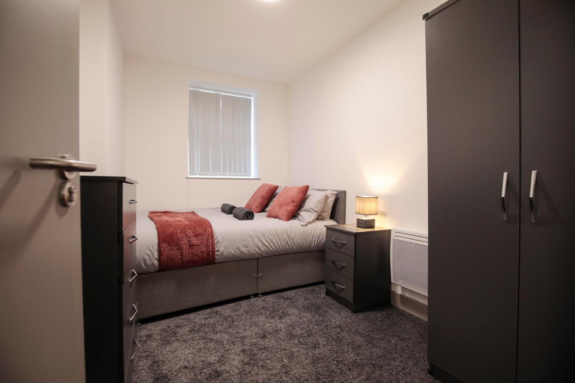 Bartlam Place, Sleeps 6, Free Parking, - By Nmb Apartment